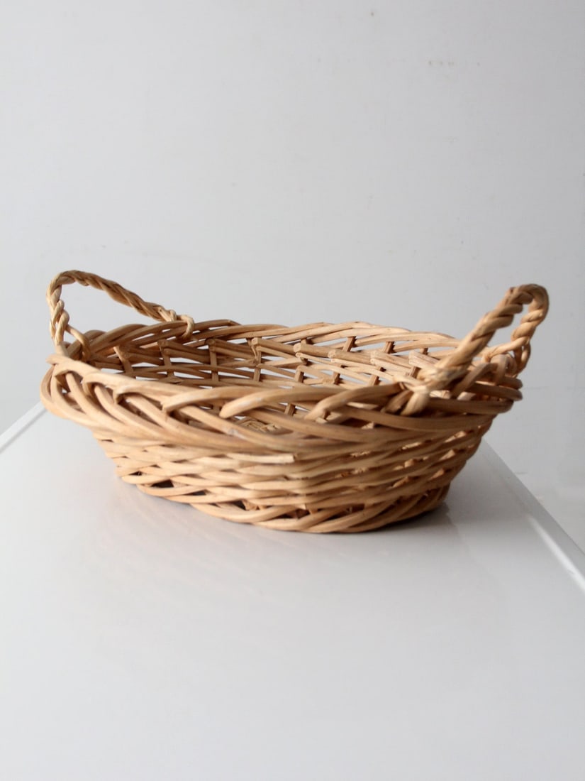 Handwoven Vintage Oval Basket with Handles for Display or Gathering (1 of 11)