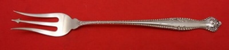 Towle Canterbury Sterling Silver 3-Tine Pickle Fork 6 1/4" Serving: Towle Canterbury Sterling Silver 3-Tine Pickle Fork 6 1/4" Serving This exquisite serving fork features the Canterbury pattern by Towle, crafted from high-quality sterling silver. Measuring 6 1/4 inch