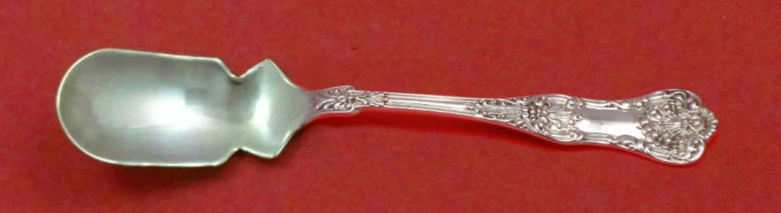 Dominick & Haff Sterling Silver New King Horseradish Scoop 5 3/4" Monogrammed: Dominick & Haff Sterling Silver New King Horseradish Scoop 5 3/4" Monogrammed This exquisite horseradish scoop, crafted from sterling silver, showcases the elegant "New King" pattern by Dominick & Haf