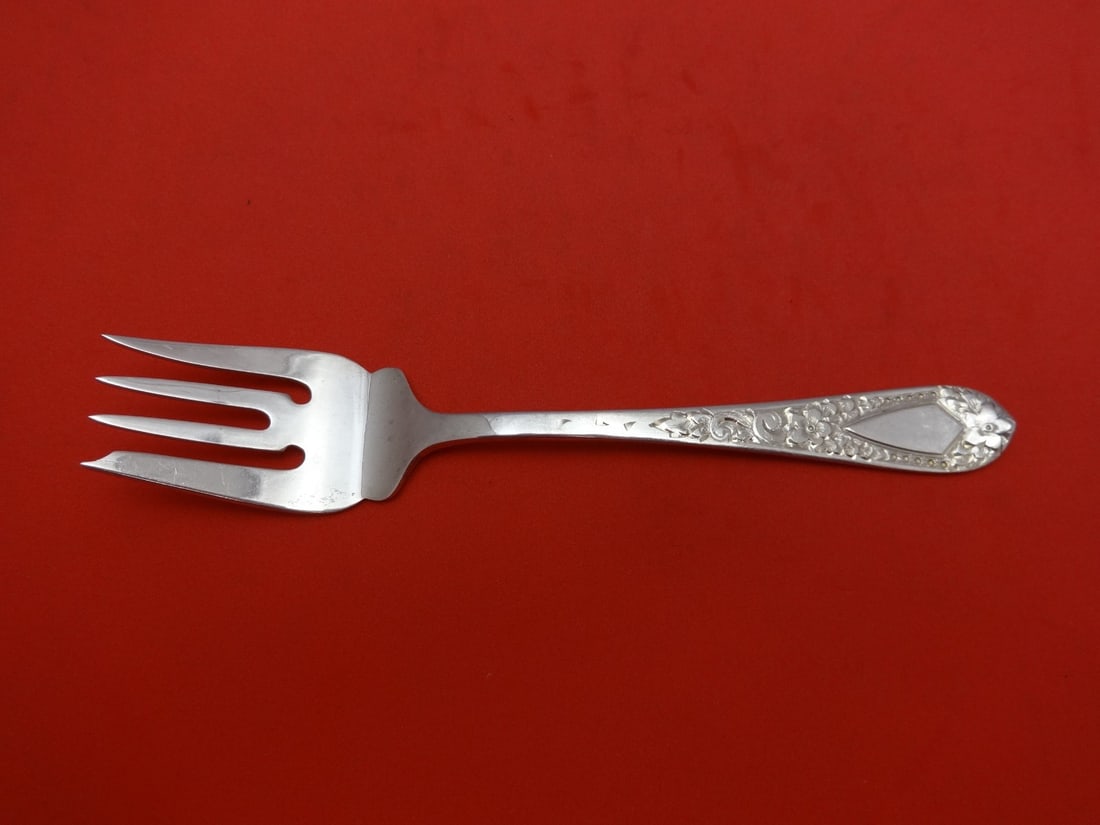 Stieff Betsy Patterson Engraved Sterling Silver Salad Fork 6 1/4": Stieff Betsy Patterson Engraved Sterling Silver Salad Fork 6 1/4" This exquisite salad fork features the Betsy Patterson Engraved pattern, crafted by Stieff from high-quality sterling silver. Measurin