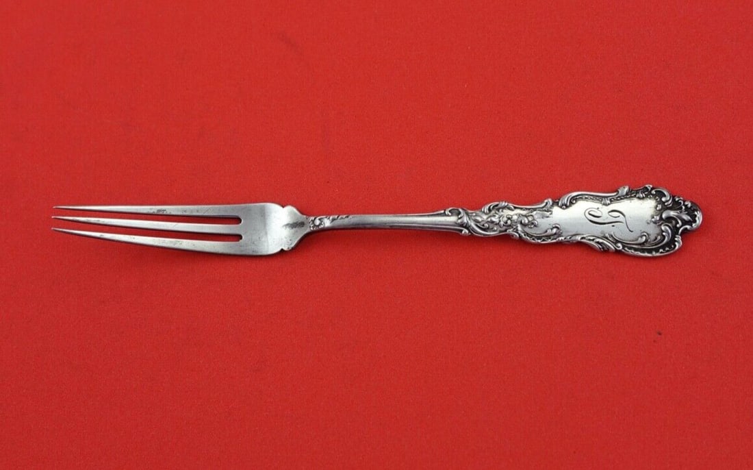 Frank Smith Baronial Sterling Silver Strawberry Fork 4 5/8 Monogrammed: Frank Smith Baronial Sterling Silver Strawberry Fork 4 5/8 Monogrammed This exquisite serving fork is a stunning example of the Baronial pattern by Frank Smith, crafted from high-quality sterling silv