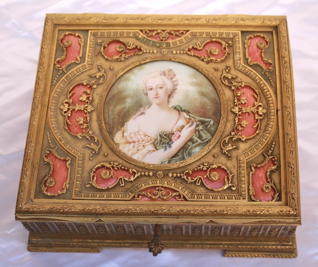 19th Century French Enameled Bronze Jewelry Box with Lock and Key: 19th Century French Enameled Bronze Jewelry Box with Lock and Key Discover a stunning late 19th-century French enameled bronze jewelry box, exquisitely hand-painted with a charming depiction of a youn