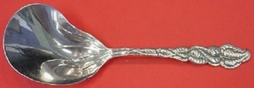 Tiffany and Co Ailanthus Sterling Silver Berry Spoon 9.5 Inch Conch Design: Tiffany and Co Ailanthus Sterling Silver Berry Spoon 9.5 Inch Conch Design This exquisite berry spoon is part of the Ailanthus pattern by Tiffany and Co., crafted from high-quality sterling silver. Me