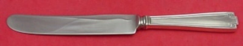 Gorham Etruscan Sterling Silver Knife Old French 8 7/8": Gorham Etruscan Sterling Silver Knife Old French 8 7/8" This exquisite Etruscan knife by Gorham showcases a beautiful hollow handle crafted from sterling silver, paired with a durable stainless steel