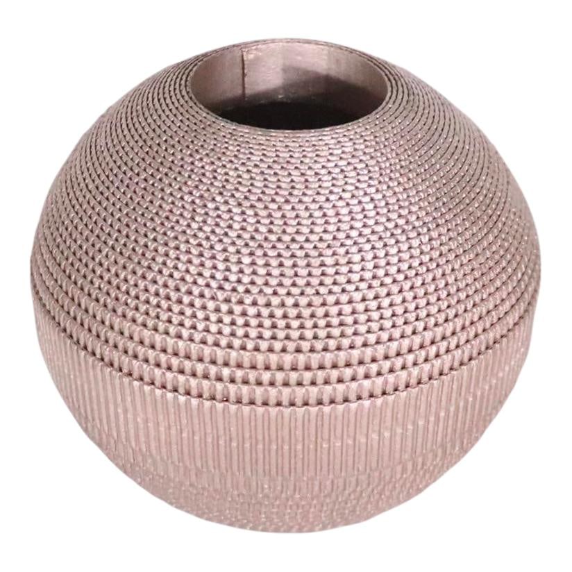 Flute Chicago Postmodern Cardboard Vase 1980s Metallic Bronze: Flute Chicago Postmodern Cardboard Vase 1980s Metallic Bronze This postmodern vase is a stunning example of creativity and design, constructed from layered corrugated cardboard with a metallic pinkish