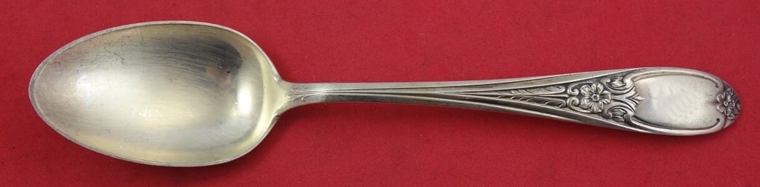 Amston Colonial Rose Sterling Silver 7 Inch Place Soup Spoon: Amston Colonial Rose Sterling Silver 7 Inch Place Soup Spoon This exquisite Colonial Rose place soup spoon by Amston is crafted from high-quality sterling silver, showcasing the elegant Colonial Rose