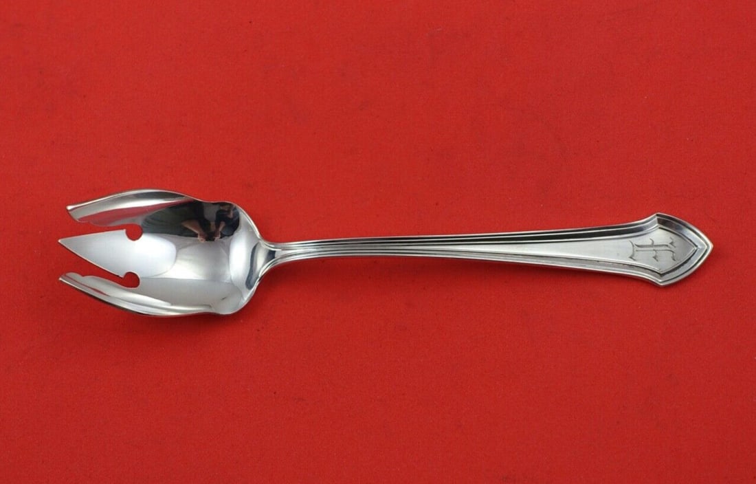Durgin Essex Sterling Silver Ice Cream Fork 5 1/4" Monogrammed: Durgin Essex Sterling Silver Ice Cream Fork 5 1/4" Monogrammed This exquisite ice cream fork, crafted by Durgin in the elegant Essex pattern, showcases the timeless beauty of sterling silver. Measurin