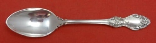 Reed & Barton Old Virginia Sterling Silver Teaspoon 6 Inch: Reed & Barton Old Virginia Sterling Silver Teaspoon 6 Inch This exquisite Old Virginia teaspoon by Reed & Barton is crafted from high-quality sterling silver and measures 6 inches in length. Dating fr
