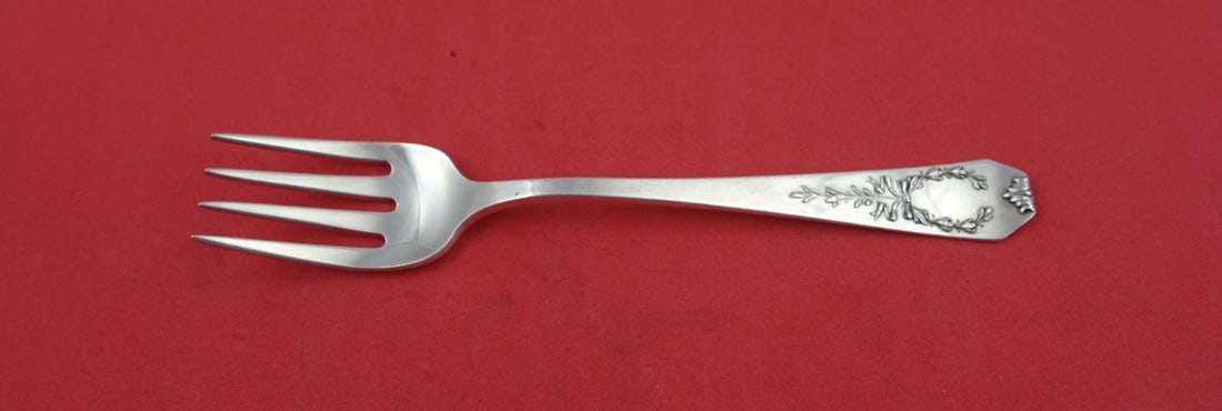 Whiting Sterling Silver Madam Jumel Ramekin Fork 5 Inch Vintage: Whiting Sterling Silver Madam Jumel Ramekin Fork 5 Inch Vintage This exquisite 5" ramekin fork is part of the Madam Jumel pattern by Whiting, crafted from high-quality sterling silver. Dating from the