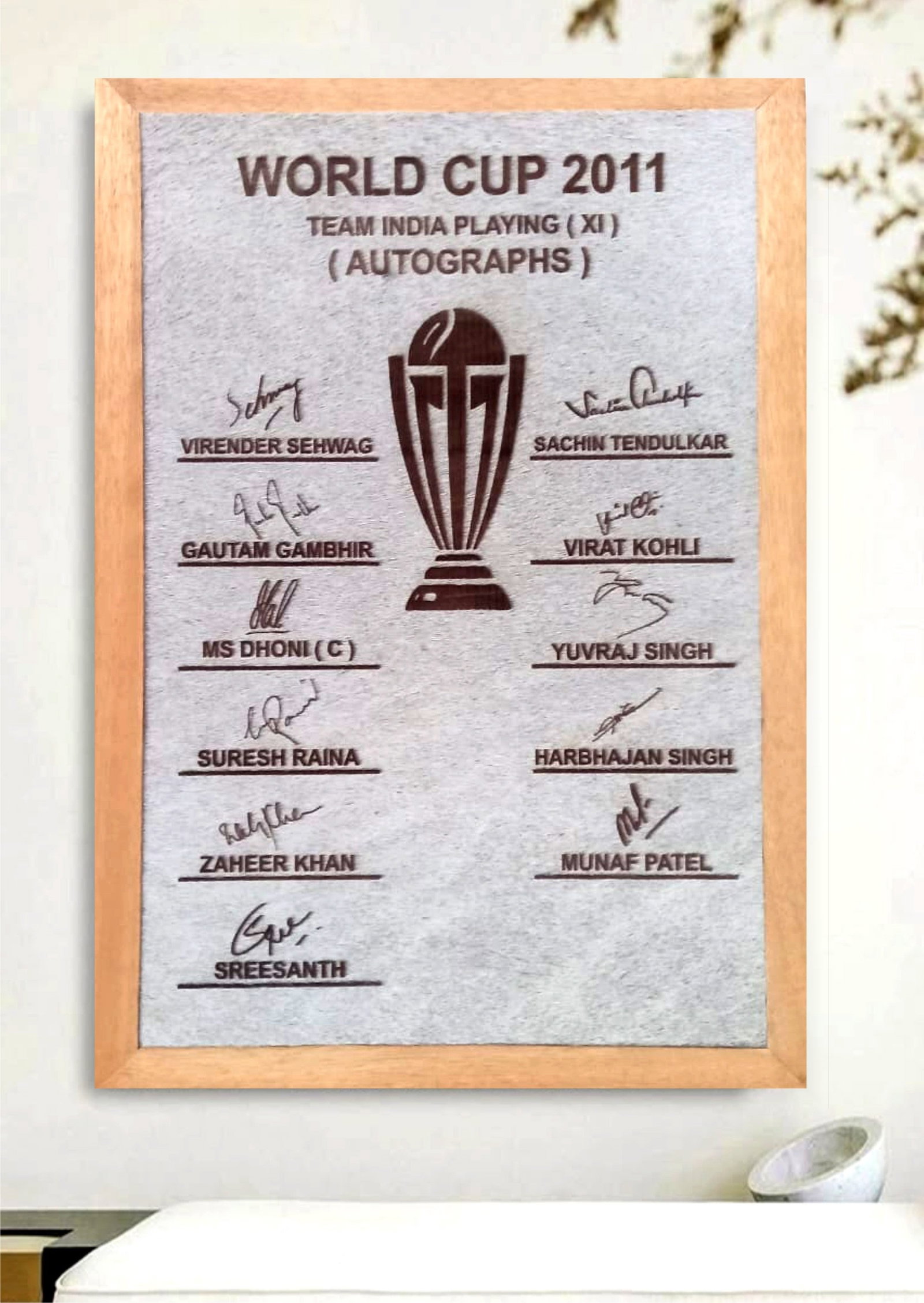 Handcrafted 2011 World Cup Team India Autograph Cowhide Mosaic Wall Art (1 of 1)