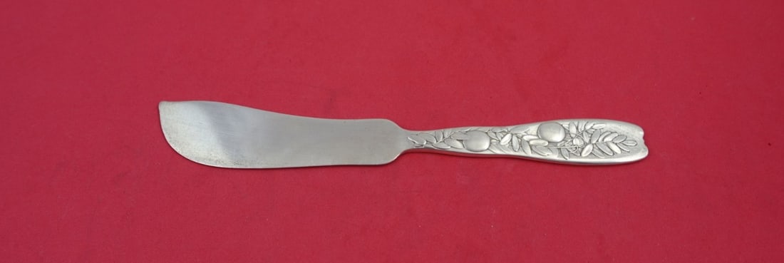 Whiting Berry Sterling Silver 7.5 Fish Knife with Cranberries: Whiting Berry Sterling Silver 7.5 Fish Knife with Cranberries This exquisite fish knife from the Berry pattern by Whiting is crafted from high-quality sterling silver. Measuring 7 1/2 inches, it featu