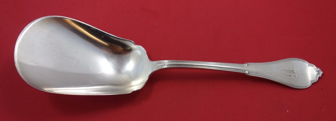 Vanderslice Gothic Sterling Silver Berry Scoop 9 1/4" Rare San Francisco: Vanderslice Gothic Sterling Silver Berry Scoop 9 1/4" Rare San Francisco This exquisite Gothic-style berry scoop, also known as Eureka, was crafted by Vanderslice between 1850 and 1899. Made from high