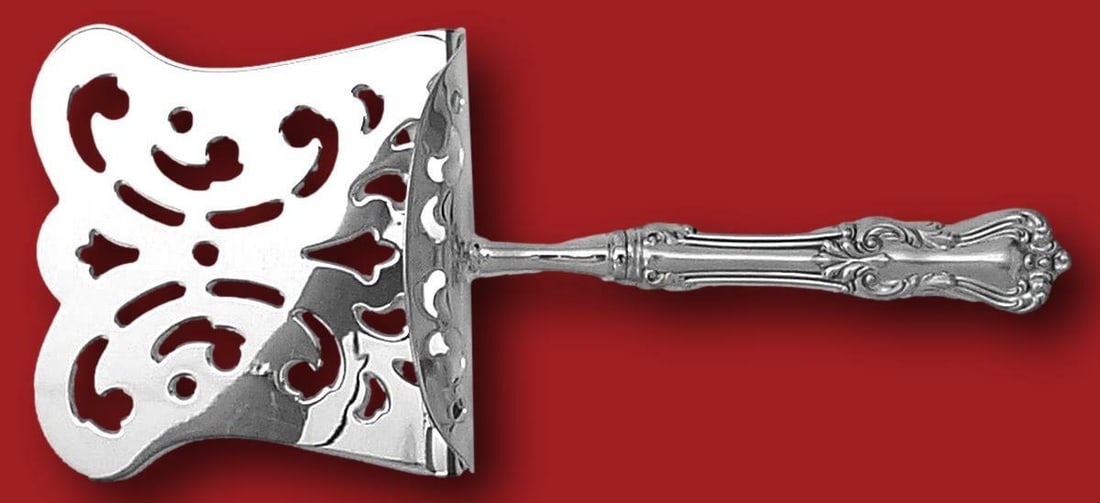 Reed and Barton Marlborough Sterling Silver Asparagus Server 9 3/8 Inch: Reed and Barton Marlborough Sterling Silver Asparagus Server 9 3/8 Inch This stunning asparagus server from the Marlborough pattern by Reed & Barton is crafted from sterling silver. It features a silv