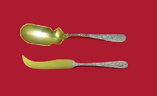 Stieff Rose Sterling Silver Gold-Washed Caviar Serving Set 2pc: Stieff Rose Sterling Silver Gold-Washed Caviar Serving Set 2pc Elevate your dining experience with this exquisite 2-piece caviar serving set from the renowned Stieff brand, featuring the elegant Rose