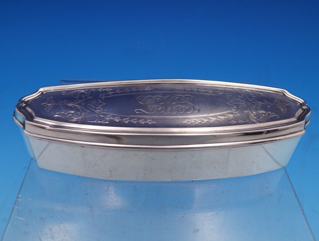 Reed & Barton Hepplewhite Chased Sterling Silver Spectacle Case (1 of 11)