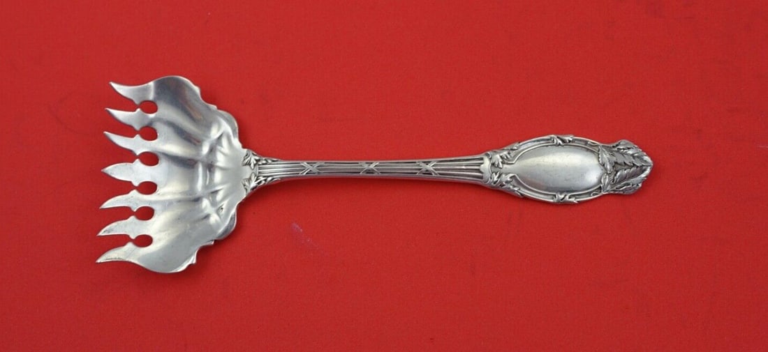 International Sterling Silver Abbottsford Sardine Serving Fork 5 1/4" (1 of 2)