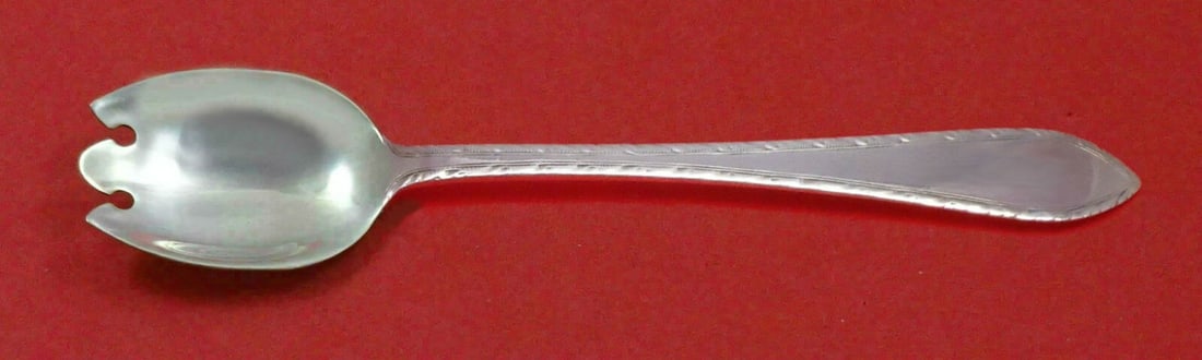 Tiffany & Co Feather Edge Sterling Silver Ice Cream Fork 6" Custom: Tiffany & Co Feather Edge Sterling Silver Ice Cream Fork 6" Custom Indulge in elegance with this Feather Edge Ice Cream Dessert Fork by Tiffany & Co. Crafted from high-quality sterling silver, this cu