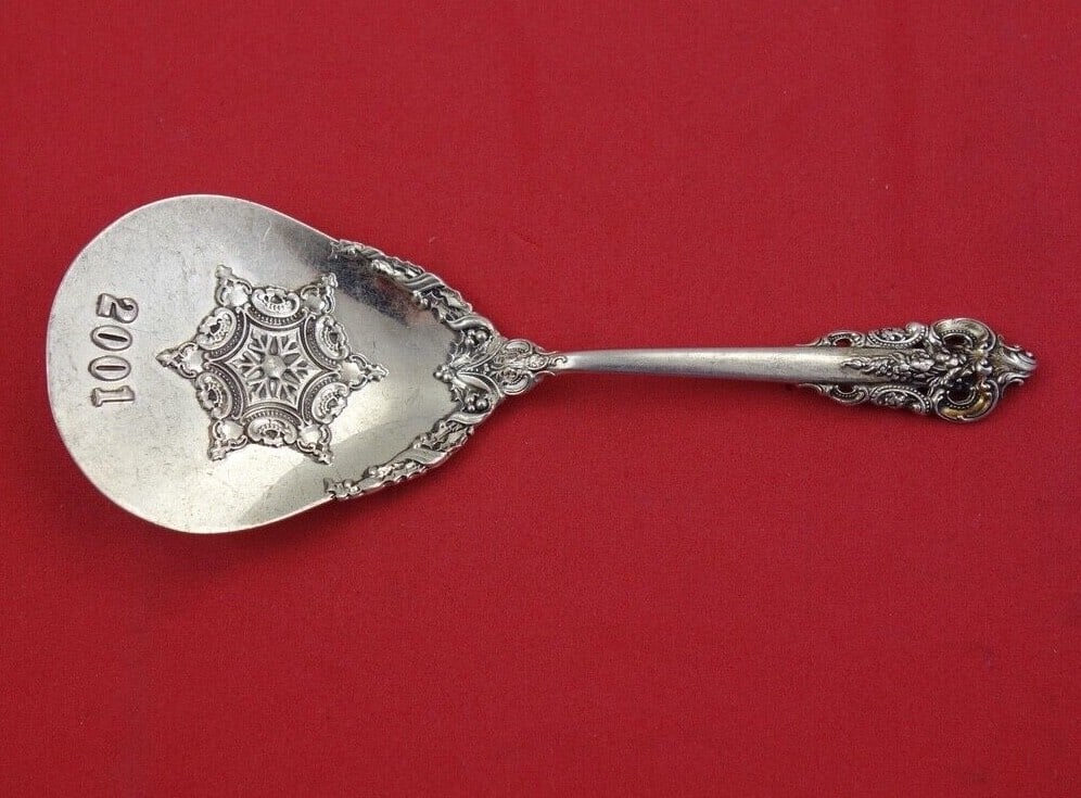 Wallace Grande Baroque Sterling Silver Nut Spoon Christmas 2001 5 1/8 (1 of 2)