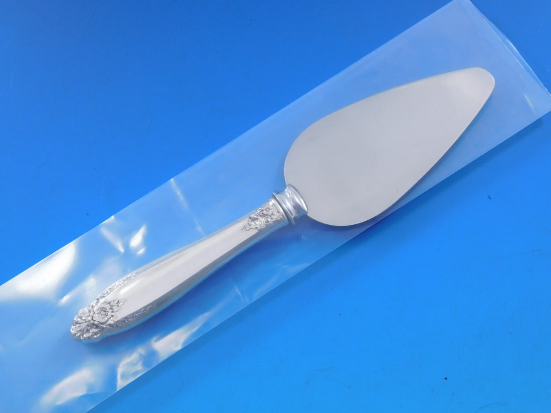 International Silver Prelude Cheese Server 6 1/4 Sterling Silver Custom Made: International Silver Prelude Cheese Server 6 1/4 Sterling Silver Custom Made This exquisite cheese server is crafted by International Silver in the elegant Prelude pattern. Made from sterling silver w