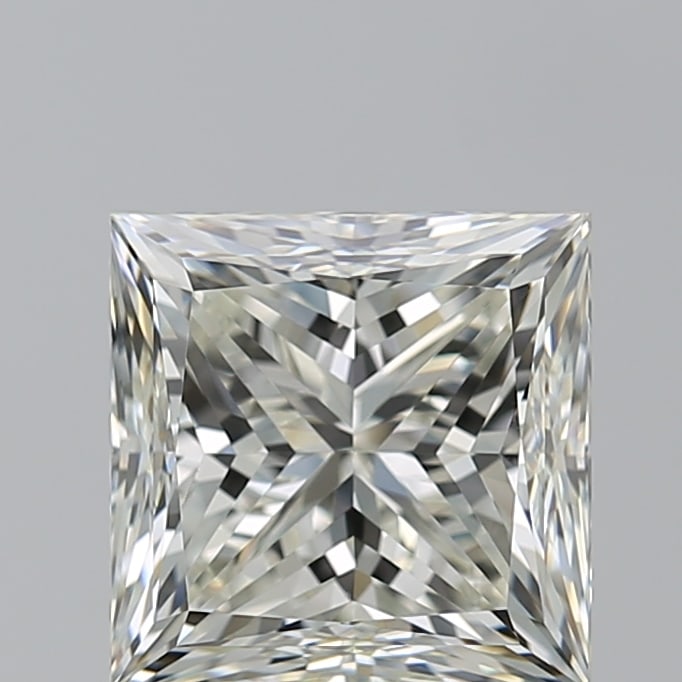 Loose Diamond - PRINCESS 2.5ct J VS1: Loose Diamond - PRINCESS 2.5ct J VS1 Source: Natural Mined Diamond Shape: PRINCESS Carats: 2.5 Color: J Clarity: VS1 Certification: GIA Condition: Pre-Owned PLEASE NOTE: Framed, Large, or heavy items