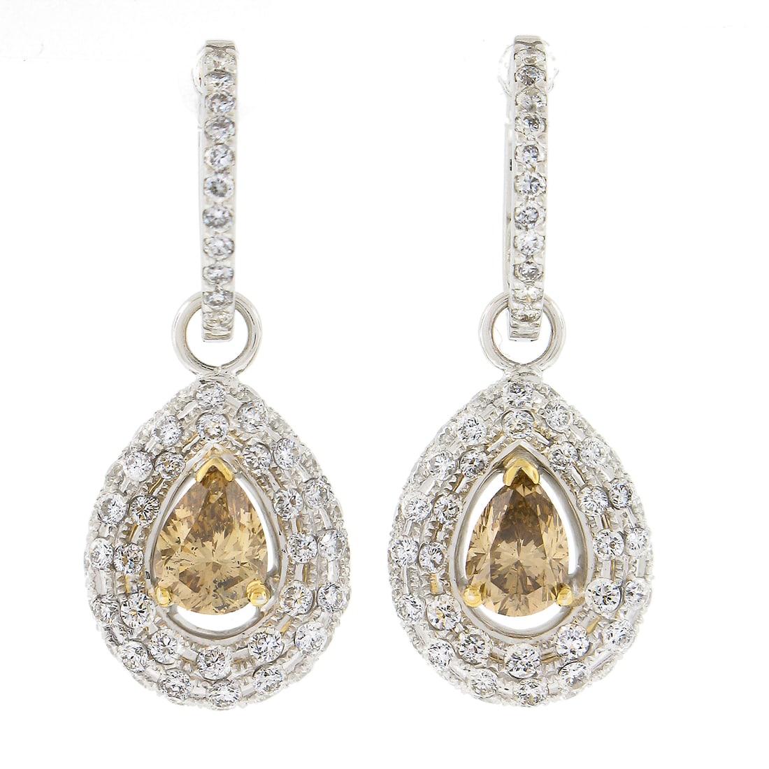 18k Two Tone Gold 2.58ctw Pear Cognac White Diamond Drop Earrings: 18k Two Tone Gold 2.58ctw Pear Cognac White Diamond Drop Earrings Elevate your elegance with these stunning 18k two-tone gold drop earrings featuring a captivating combination of cognac and white diam