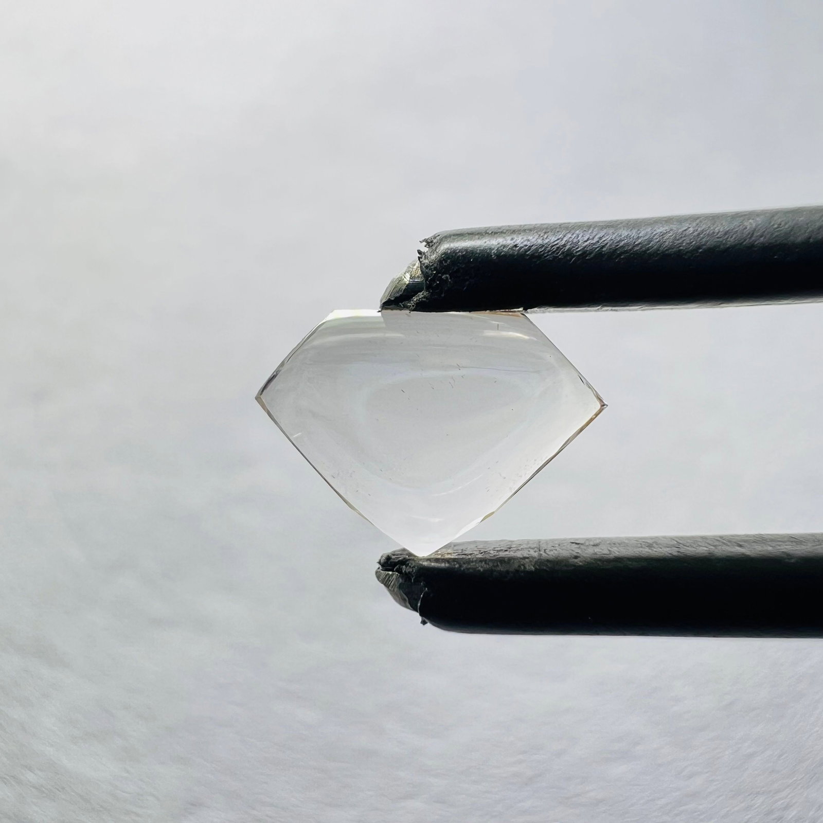 Loose Diamond - MARQUISE 3.12ct Black I1: Loose Diamond - MARQUISE 3.12ct Black I1 Source: This is a real non-mined Diamond that has been grown in a lab Shape: MARQUISE Carats: 3.12 Color: Black Certification: NONE Video: