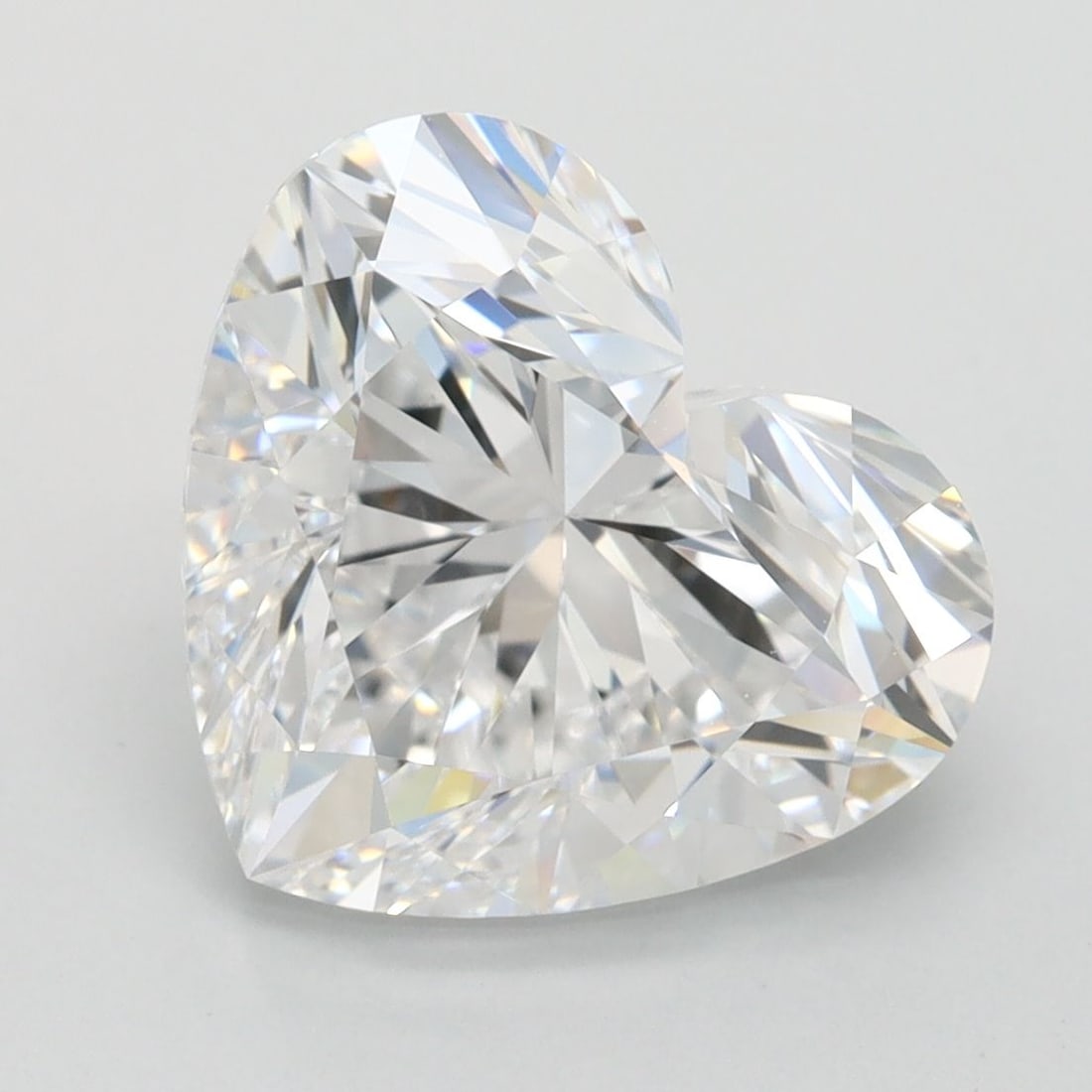 Loose Diamond - HEART 3.53ct D IF: Loose Diamond - HEART 3.53ct D IF Source: This is a real non-mined Diamond that has been grown in a lab Shape: HEART Carats: 3.53 Color: D Clarity: IF Certification: IGI Video: