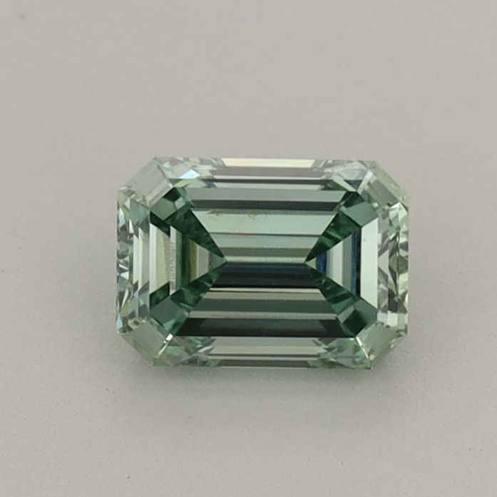 Loose Diamond - EMERALD 0.58ct Fancy Vivid Green VS1: Loose Diamond - EMERALD 0.58ct Fancy Vivid Green VS1 Source: This is a real non-mined Diamond that has been grown in a lab Shape: EMERALD Carats: 0.58 Color: Fancy Vivid Green Certification: IGI Video