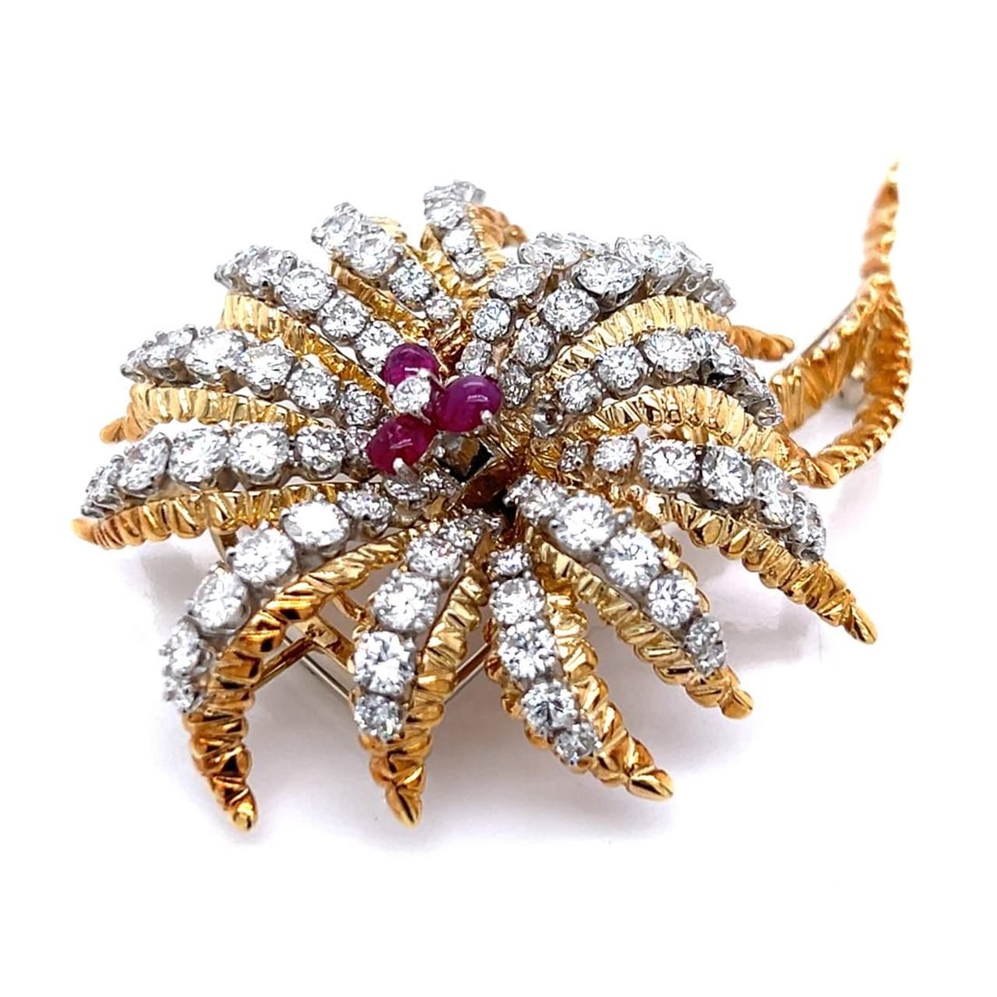 French 18K Yellow Gold Diamond Ruby Floral Brooch 88 Diamonds 3 Rubies: French 18K Yellow Gold Diamond Ruby Floral Brooch 88 Diamonds 3 Rubies This exquisite French brooch is crafted from 18K yellow gold and features a stunning floral design adorned with 88 diamonds and 3