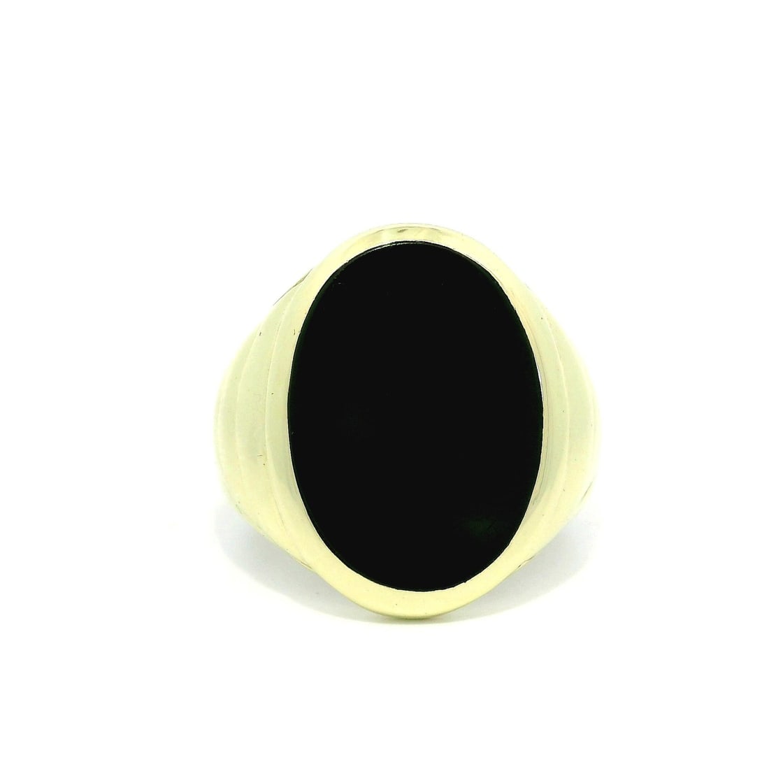 Vintage 14k Yellow Gold Signet Ring with Black Onyx Size 9: Vintage 14k Yellow Gold Signet Ring with Black Onyx Size 9 This vintage men's signet ring features a stunning oval black onyx stone, set in solid 14k yellow gold. The natural onyx, measuring approxima