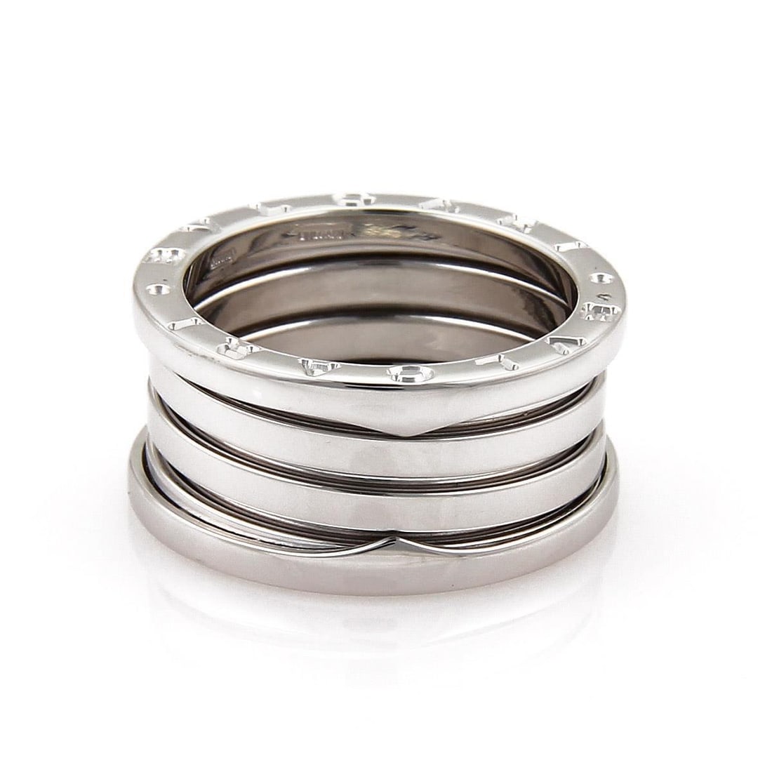 Bvlgari B Zero-1 18k White Gold Ring EU 53 US 6: Bvlgari B Zero-1 18k White Gold Ring EU 53 US 6 This exquisite Bvlgari B Zero-1 ring showcases a refined design crafted from 18k white gold. Recognized for its distinctive flex design, the band measur