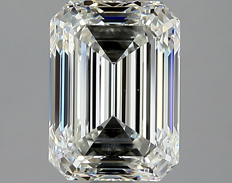 Loose Diamond - EMERALD 2.01ct H VS1: Loose Diamond - EMERALD 2.01ct H VS1 Source: Natural Mined Diamond Shape: EMERALD Carats: 2.01 Color: H Clarity: VS1 Certification: GIA Condition: Pre-Owned PLEASE NOTE: Framed, Large, or heavy items
