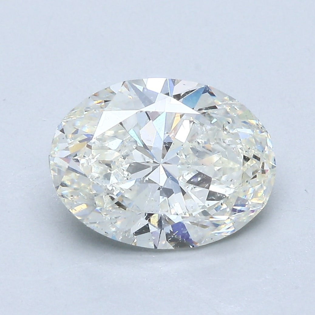 Loose Diamond - OVAL 2.78ct J SI2: Loose Diamond - OVAL 2.78ct J SI2 Source: Natural Mined Diamond Shape: OVAL Carats: 2.78 Color: J Clarity: SI2 Certification: GIA Condition: Pre-Owned PLEASE NOTE: Framed, Large, or heavy items do not