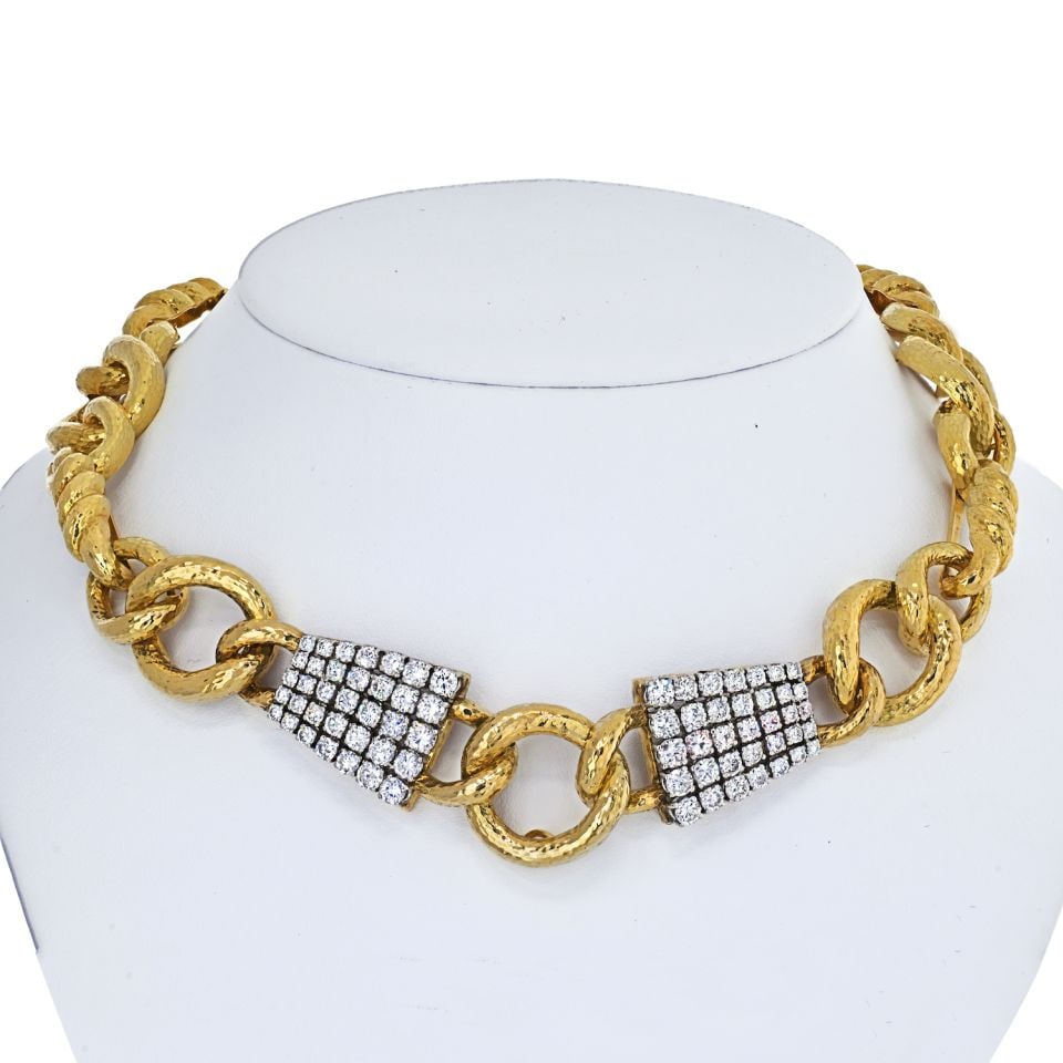 David Webb 18K Gold Platinum Twisted Rope Diamond Necklace 5.00ct: David Webb 18K Gold Platinum Twisted Rope Diamond Necklace 5.00ct This exquisite David Webb collar necklace beautifully combines the elegance of platinum and 18K yellow gold with a unique twisted rope
