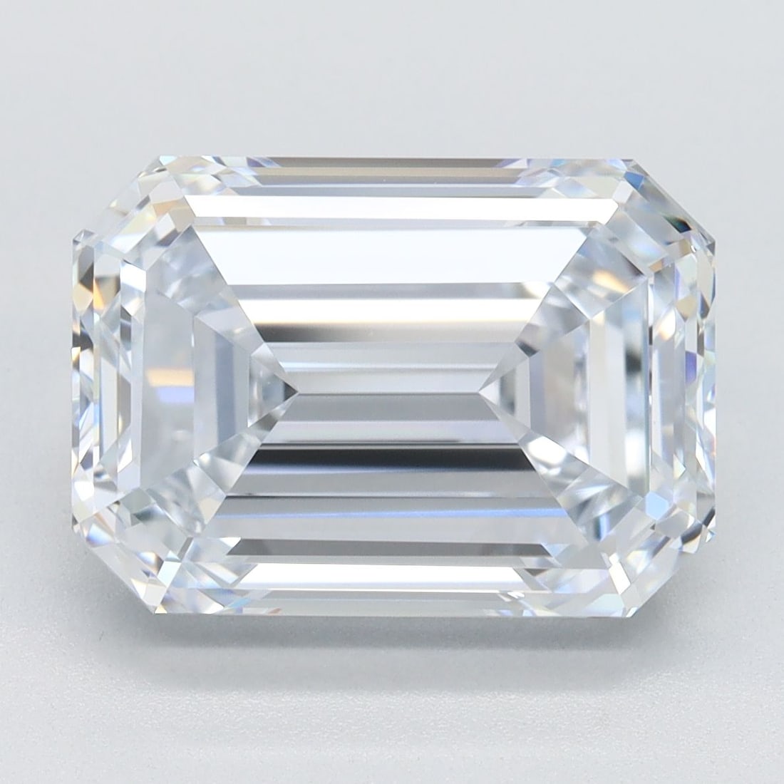 Loose Diamond - EMERALD 5.21ct F VVS1: Loose Diamond - EMERALD 5.21ct F VVS1 Source: This is a real non-mined Diamond that has been grown in a lab Shape: EMERALD Carats: 5.21 Color: F Clarity: VVS1 Certification: IGI Video: