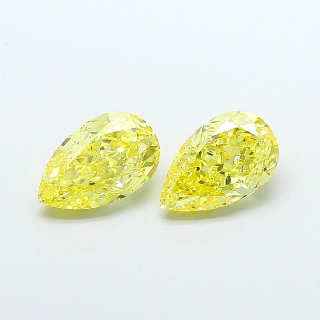 Loose Diamond - PEAR 3.06ct Fancy Intense Yellow VS1: Loose Diamond - PEAR 3.06ct Fancy Intense Yellow VS1 Source: This is a real non-mined Diamond that has been grown in a lab Shape: PEAR Carats: 3.06 Color: Fancy Intense Yellow Certification: IGI
