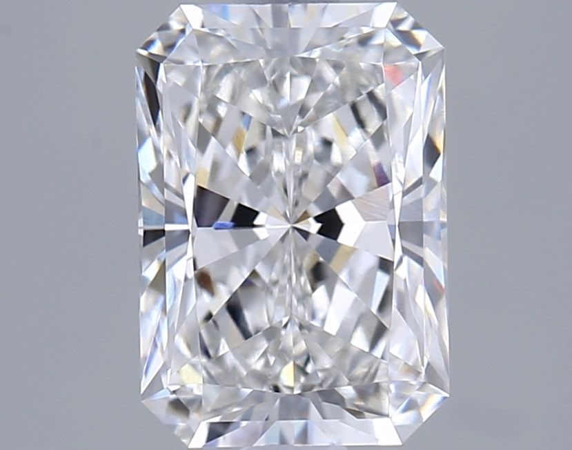 Loose Diamond - RADIANT 1.77ct E VVS2: Loose Diamond - RADIANT 1.77ct E VVS2 Source: This is a real non-mined Diamond that has been grown in a lab Shape: RADIANT Carats: 1.77 Color: E Clarity: VVS2 Certification: IGI Video: