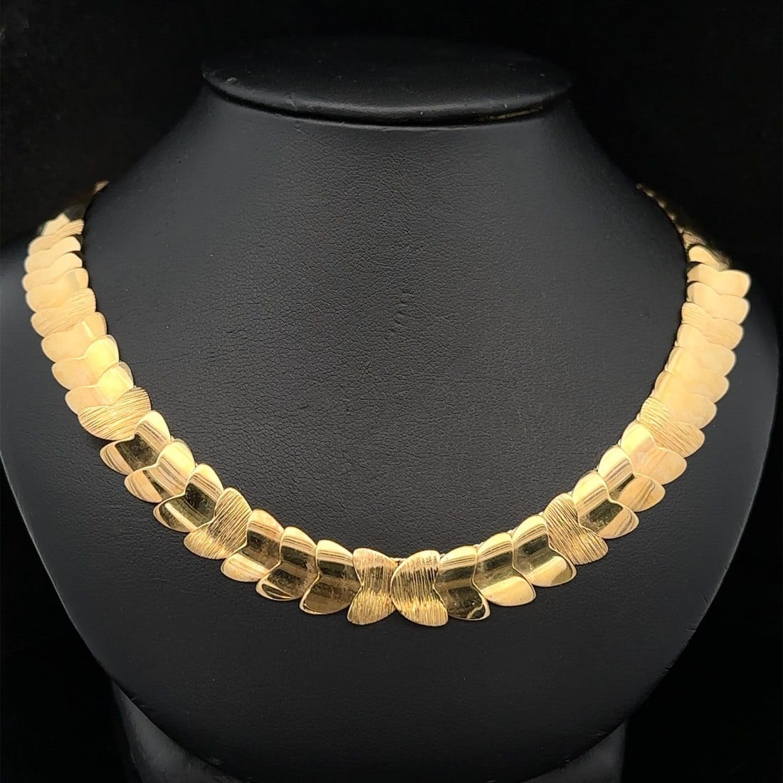 Heart Chevron Link Necklace Solid 14k Yellow Gold German 15.5-17 Inch Adjustable: Heart Chevron Link Necklace Solid 14k Yellow Gold German 15.5-17 Inch Adjustable This German necklace features polished and textured heart links arranged in a chevron design. Crafted from solid 14k ye