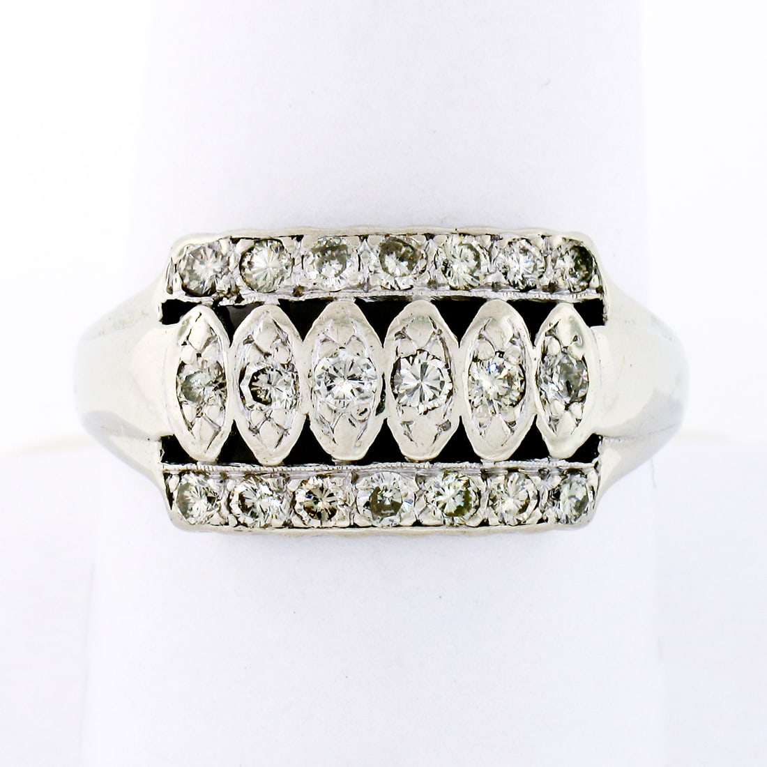 Antique Art Deco 14k White Gold Diamond Band Ring 0.50ctw: Antique Art Deco 14k White Gold Diamond Band Ring 0.50ctw This exquisite antique late Art Deco ring showcases a stunning design crafted from solid 14k white gold. Featuring a wide band, the ring is ad