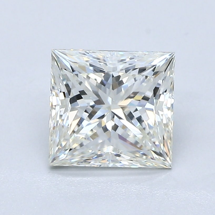 Loose Diamond - PRINCESS 1.55ct J VS2: Loose Diamond - PRINCESS 1.55ct J VS2 Source: Natural Mined Diamond Shape: PRINCESS Carats: 1.55 Color: J Clarity: VS2 Certification: GIA Condition: Pre-Owned PLEASE NOTE: Framed, Large, or heavy item