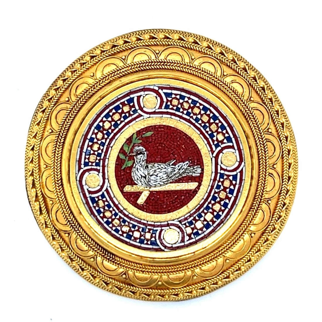 22K Yellow Gold Victorian Brooch with Roman Mosaic Styling: 22K Yellow Gold Victorian Brooch with Roman Mosaic Styling This Victorian brooch features a Roman mosaic-style design crafted in 22K yellow gold. Weighing 15.9 grams, it measures 1.5 inches in diamete