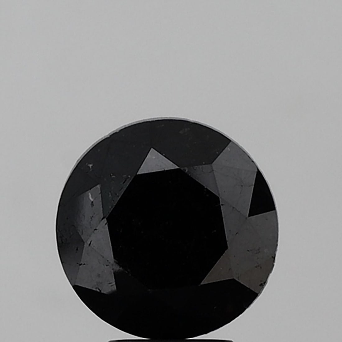 Loose Diamond - ROUND 5.0ct Black VS1: Loose Diamond - ROUND 5.0ct Black VS1 Source: Natural Shape: ROUND Carats: 5.0 Color: Black Certification: NONE Video: