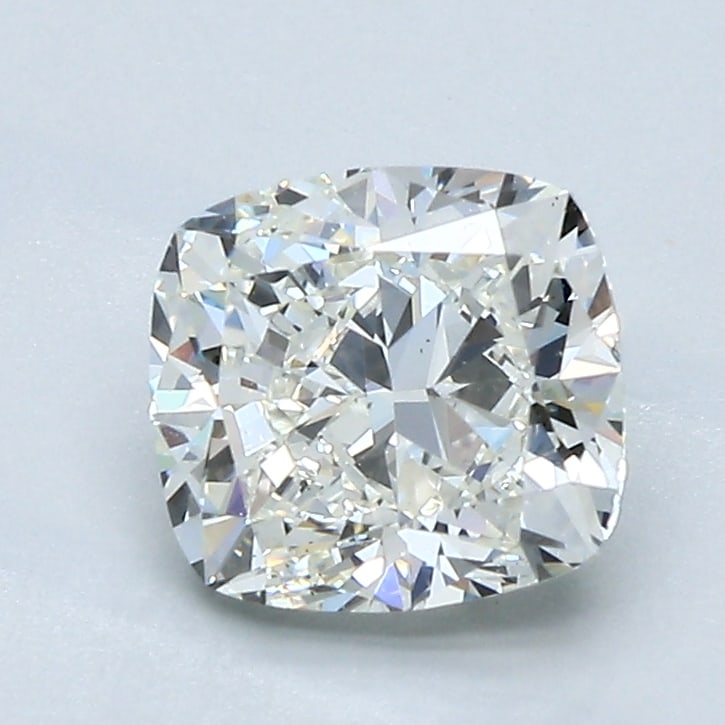 Loose Diamond - CUSHION 1.51ct J VS2: Loose Diamond - CUSHION 1.51ct J VS2 Source: Natural Mined Diamond Shape: CUSHION Carats: 1.51 Color: J Clarity: VS2 Certification: GIA Condition: Pre-Owned PLEASE NOTE: Framed, Large, or heavy items
