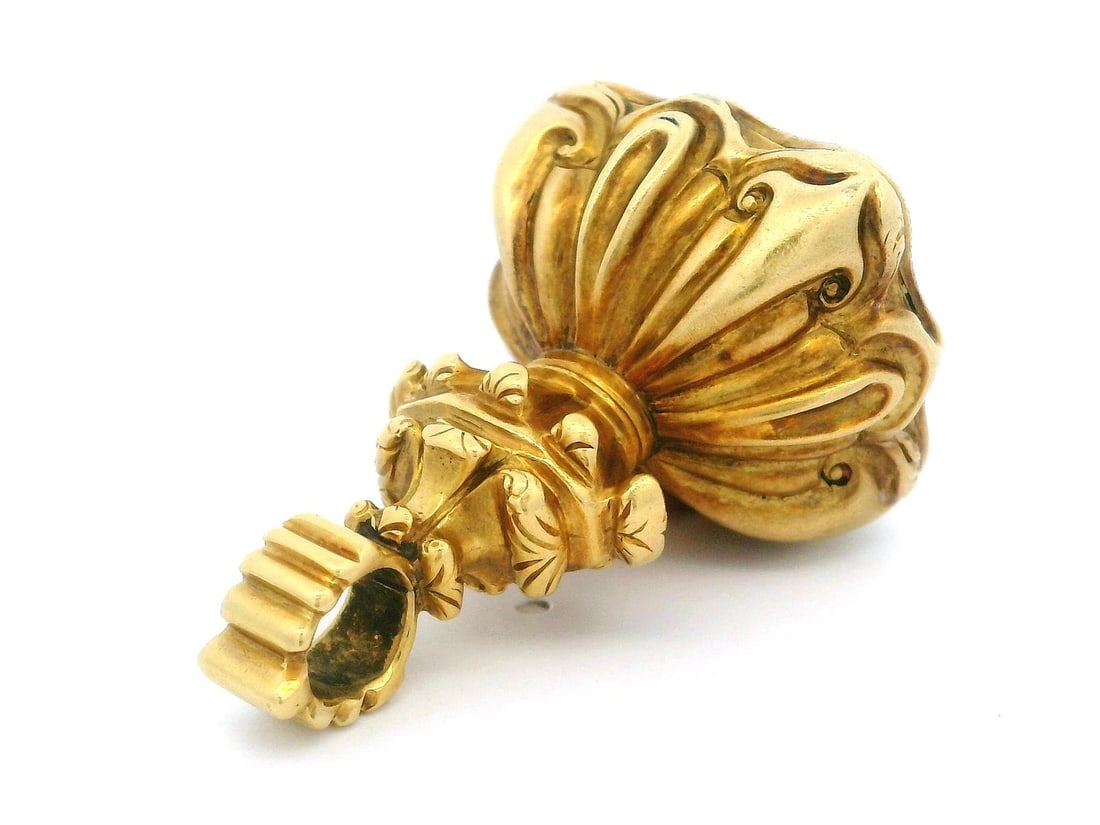 Antique 14k Yellow Gold Carved Carnelian Monogram Wax Seal Pendant: Antique 14k Yellow Gold Carved Carnelian Monogram Wax Seal Pendant This exquisite antique pendant features a beautifully carved natural genuine carnelian stone, showcasing a rich red color. The pendan