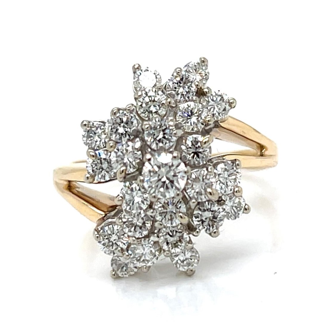 Diamond Ring 3.25 Carat in 14K Yellow Gold Size 9: Diamond Ring 3.25 Carat in 14K Yellow Gold Size 9 This pre-owned ring is crafted in 14K yellow gold and features 25 diamonds with a total approximate weight of 3.25 carats. The diamonds are H-I color