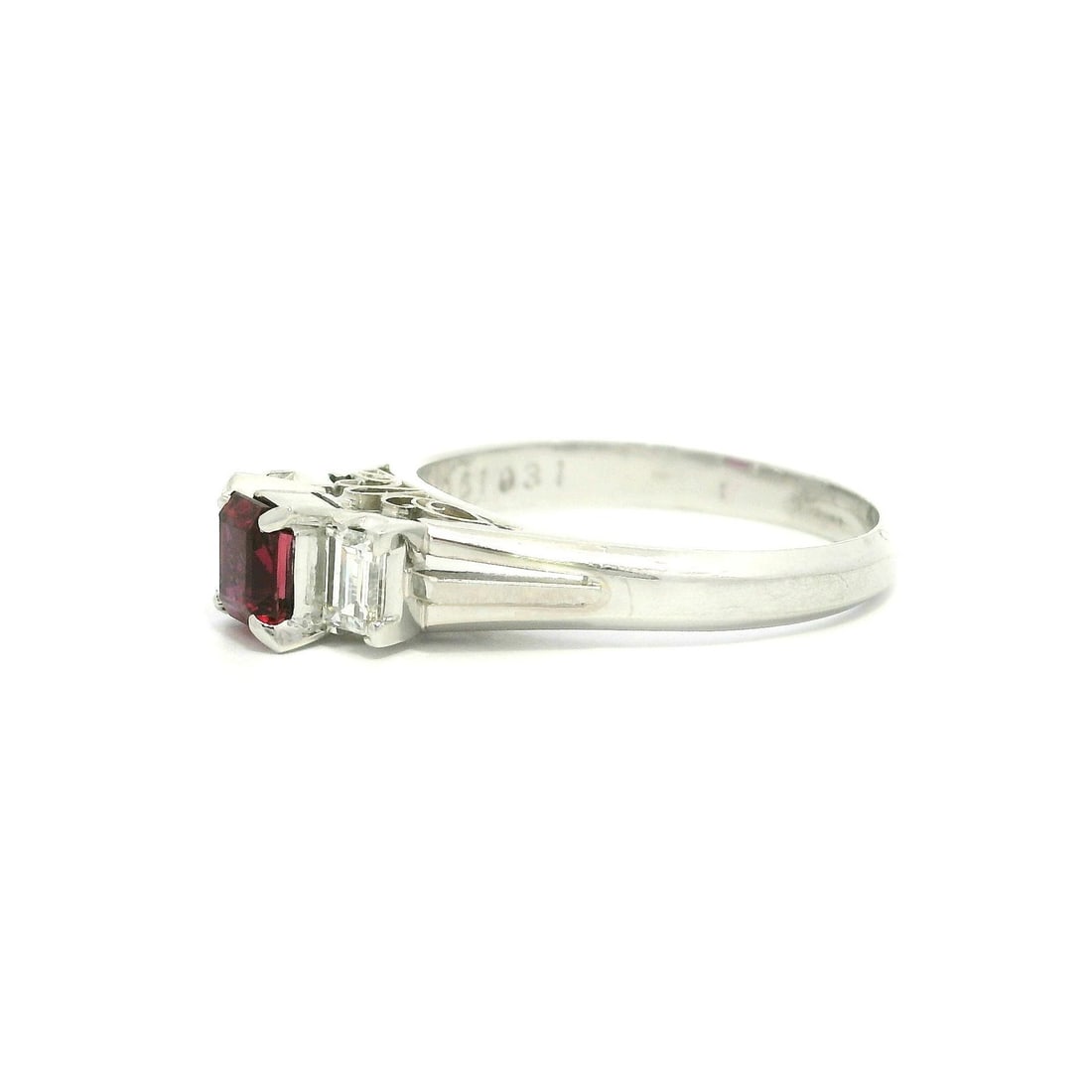 Platinum 0.92ct Square Ruby Ring with Baguette Diamonds - 5