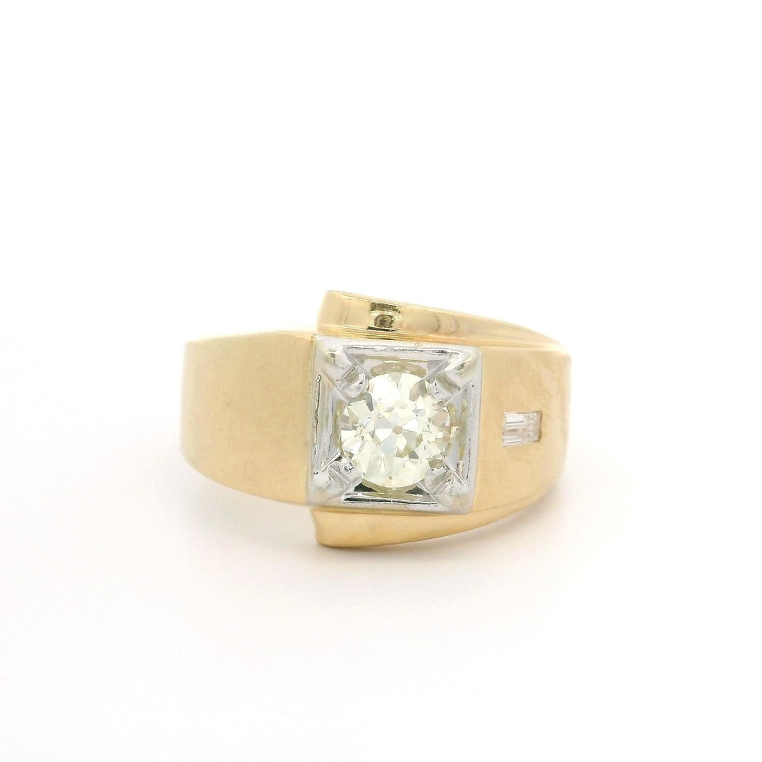 Vintage 14k Yellow Gold 0.65ctw Diamond Buckle Band Ring: Vintage 14k Yellow Gold 0.65ctw Diamond Buckle Band Ring This exquisite Vintage Retro Band Ring is crafted in solid 14k yellow gold, featuring a stunning combination of Old European cut and baguette d
