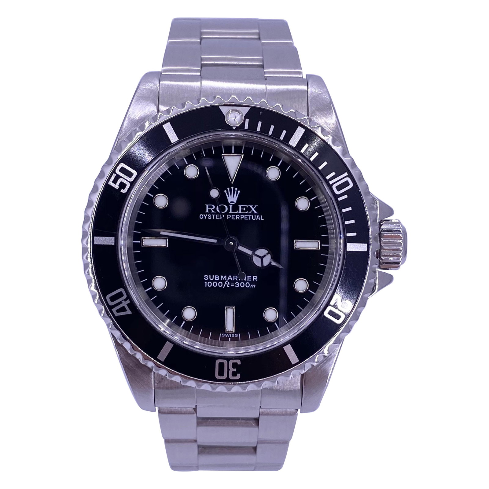 Rolex Submariner No Date 14060 Stainless Steel Automatic Watch: Rolex Submariner No Date 14060 Stainless Steel Automatic Watch Introducing the Rolex Submariner (No Date) 14060, a timeless piece that embodies contemporary elegance. This watch features a durable sta