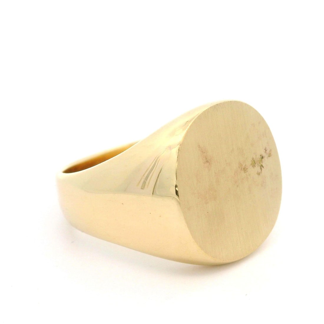 14k Yellow Gold Brushed Finish Heavy Cushion Signet Ring: 14k Yellow Gold Brushed Finish Heavy Cushion Signet Ring This stunning heavy signet ring is crafted from solid 14k yellow gold, featuring a polished surface with a brushed finish top. Its cushion shap