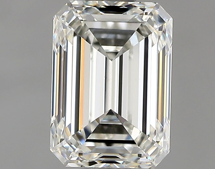 Loose Diamond - EMERALD 1.01ct I VVS2: Loose Diamond - EMERALD 1.01ct I VVS2 Source: Natural Mined Diamond Shape: EMERALD Carats: 1.01 Color: I Clarity: VVS2 Certification: GIA Condition: Pre-Owned PLEASE NOTE: Framed, Large, or heavy item